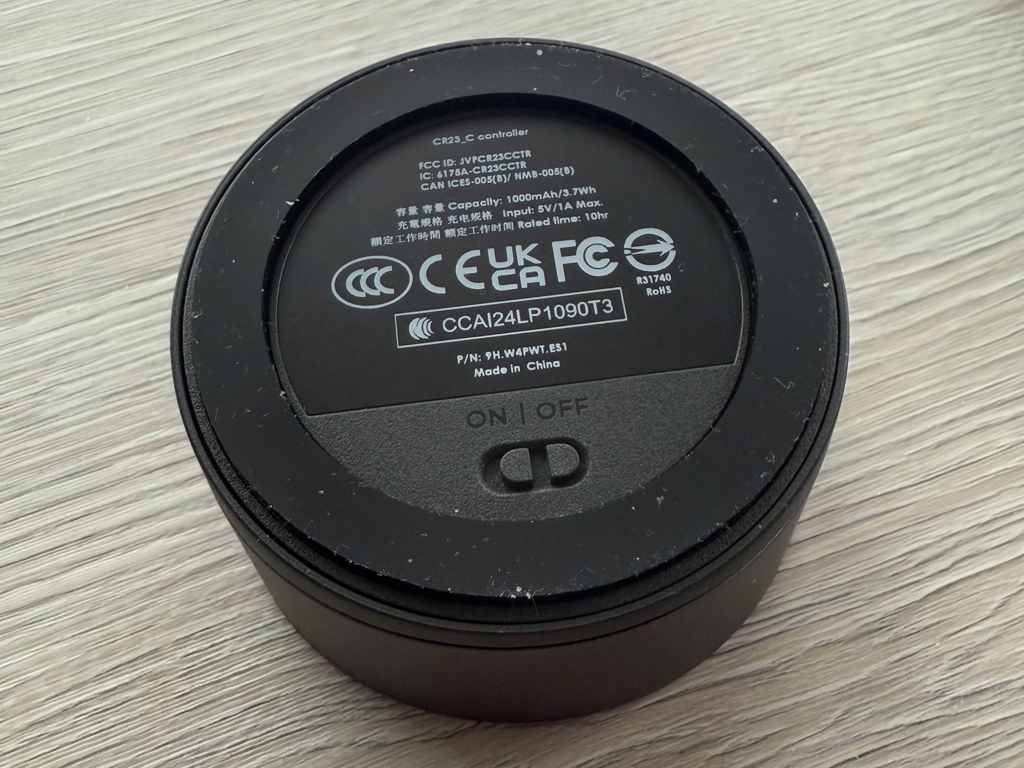 Ein-/Ausschalter auf der Rückseite.